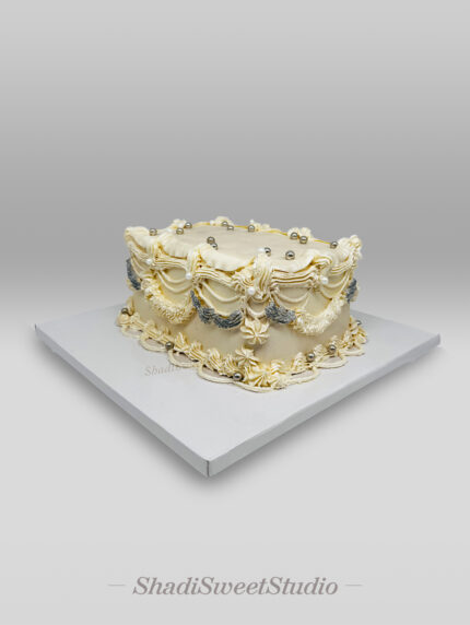 Vintage Baroque Luxury cake